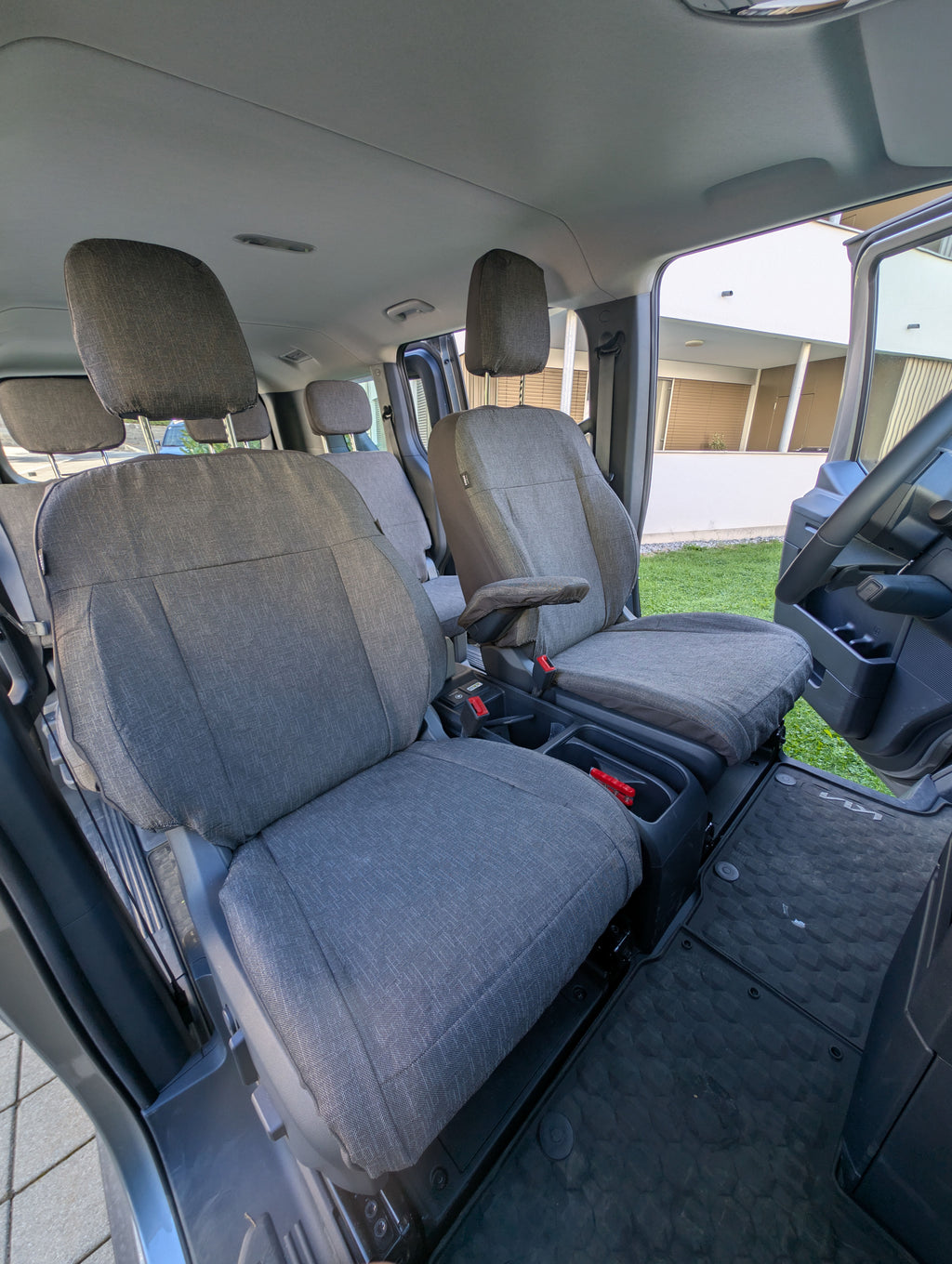 Sitzbezüge auf Maß - Kia PV5 Passenger / Kia Cargo, 2 Vordersitze
