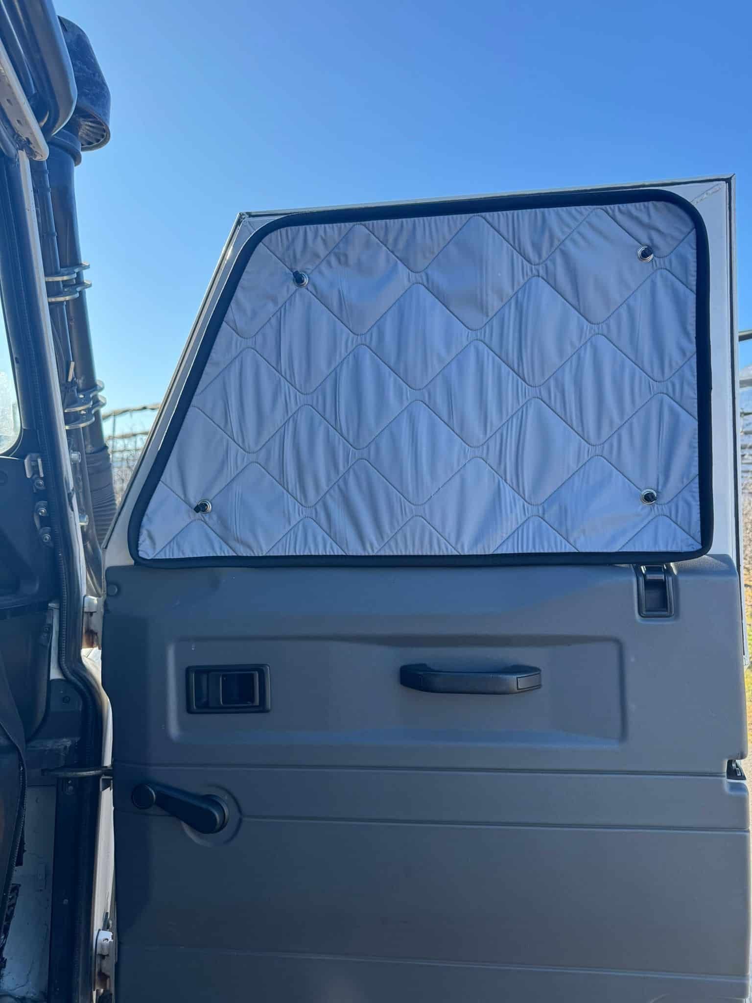 Oscuranti termici - Land Rover Defender 110 - su misura in alta qualità