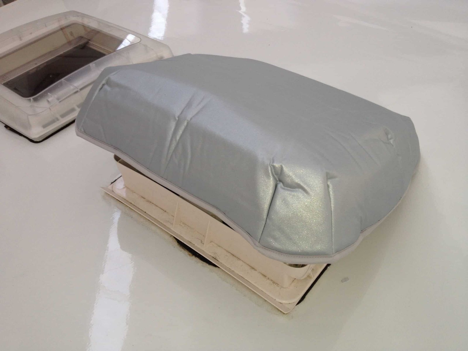 Copertura oblò, protezione antigrandine (Heki)