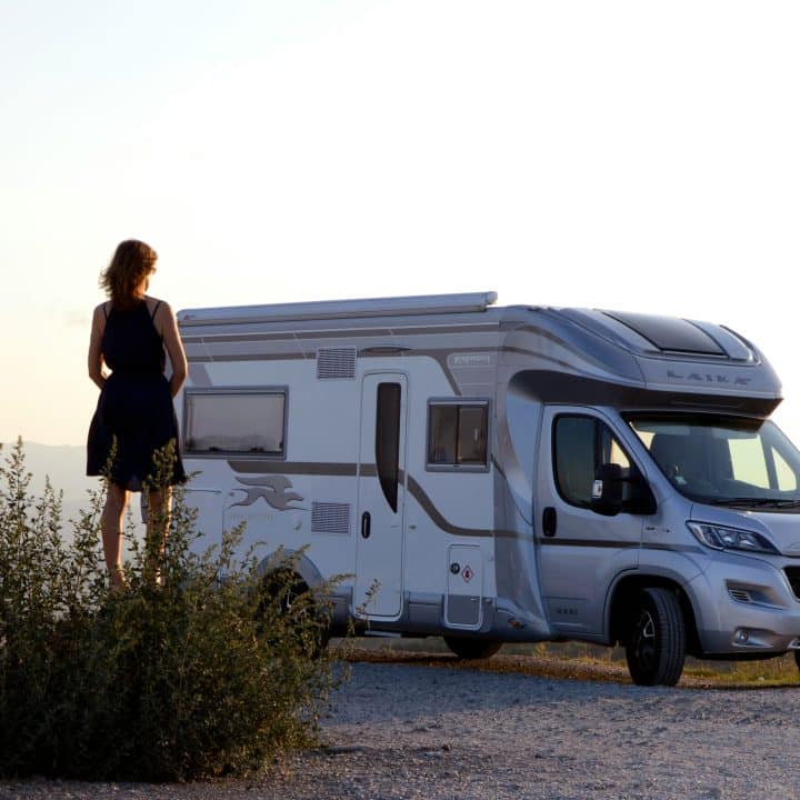 Reisemobile, Camper & Wohnwagen