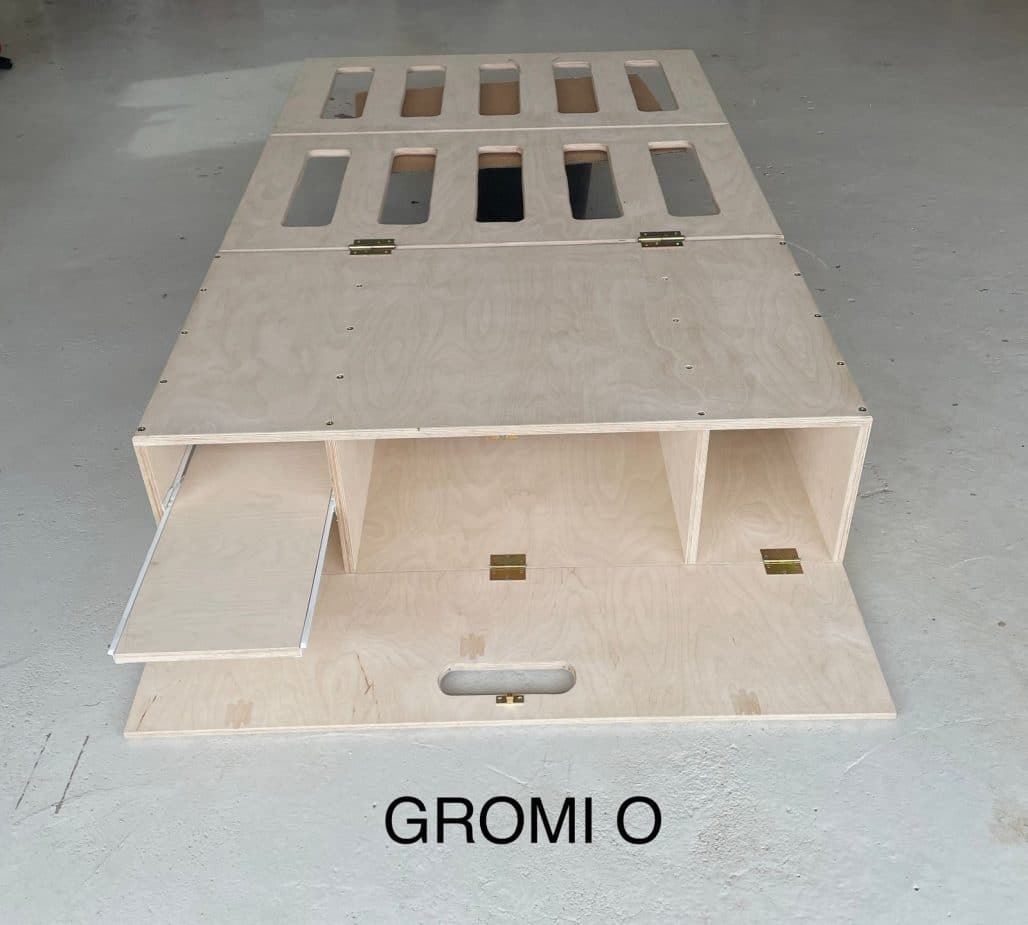 Campingbox GROMI O, für Hochdach Kombis (VW Caddy Maxi, Peugeot Rifter, Citroen Berlingo, Fiat Doblo, ...) – Bild 8