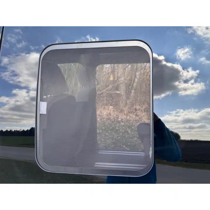 Sliding window screen - VW T7 New California