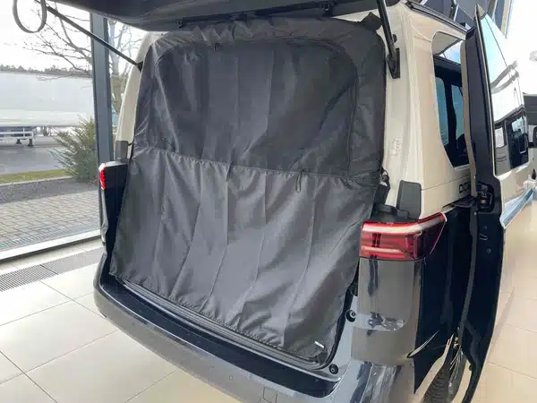 Mosquito net for the rear tailgate- VW T7 Multivan & California